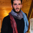 Carré en laine et soie 120 Modern Jouy – Bleu Bordeaux