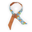 Lien en soie Hexa/Mini Pois – Bleu Ciel