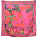 Carré en laine et soie 120 La Forêt de l’Artiste Thuy – Fuchsia