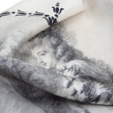 Carré de soie 67, Vigée le Brun, Marie Antoinette – Noir