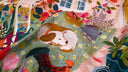 Carré de soie 67, Le Cottage de l’artiste Victoria Ball – Rouge