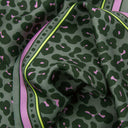 Carré de soie 67, Léopard – Vert