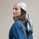 Carré de soie 90, les amis du Petit Prince – Beige