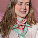 Carré de soie 67, Coeur – Rose