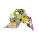 Bandeau de soie 6x86, Fleurs de l'artiste Lil Sire - Jaune