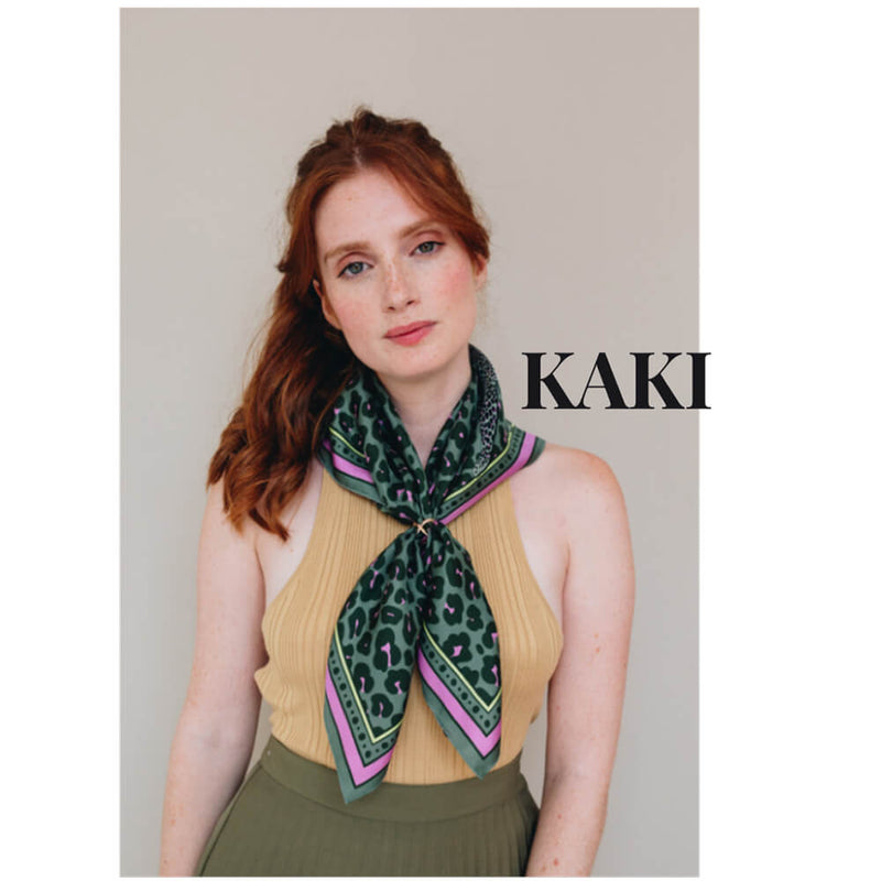 Silk Square 67, Leopard – Green