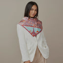 <p>High quality silk, <br/><strong>100% natural</strong></p>