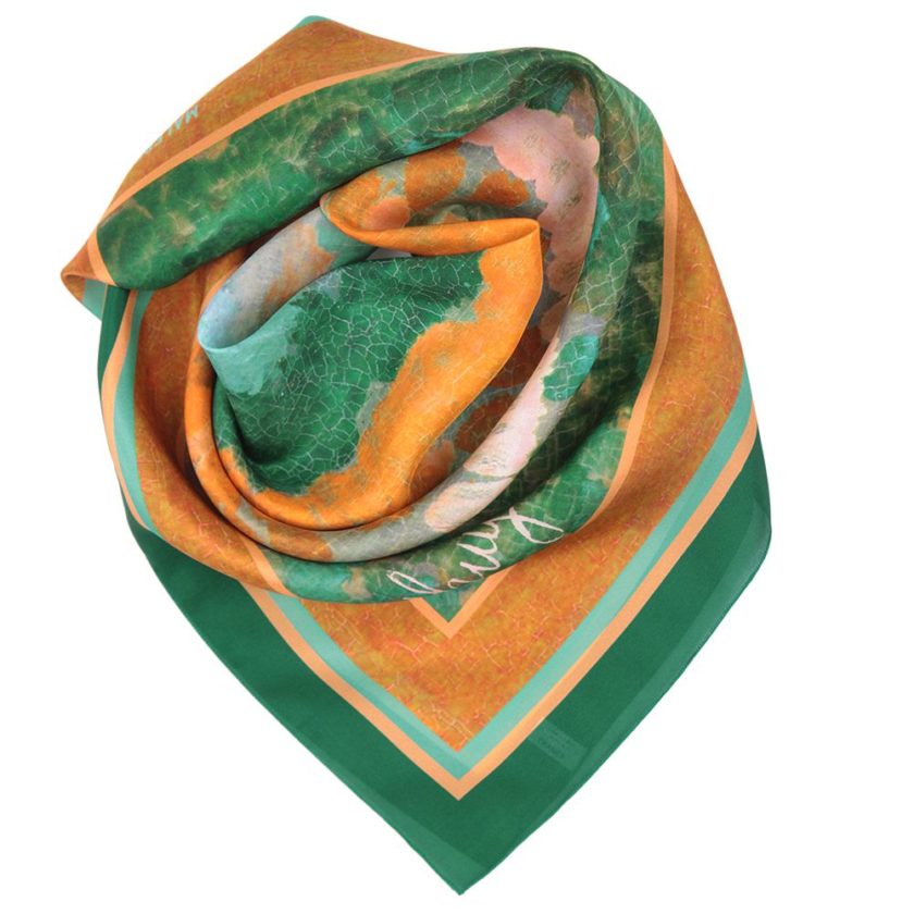 Carré de soie 67, Pongé de soie imprimé Ecume de l'Artiste Thuy col 2 menthe orange