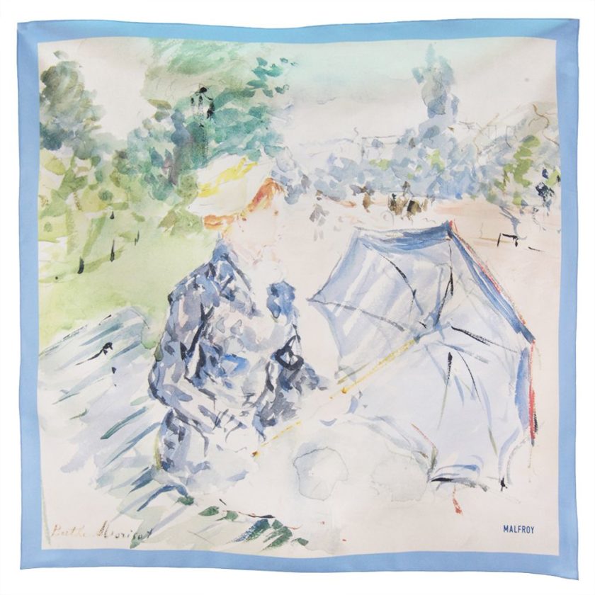 Carré de soie 67, Twill de Soie imprimé Morisot, Avenue des Bois var 1 bleu