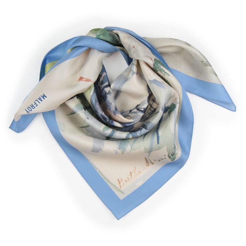 Carré de soie 67, Twill de Soie imprimé Morisot, Avenue des Bois var 1 bleu