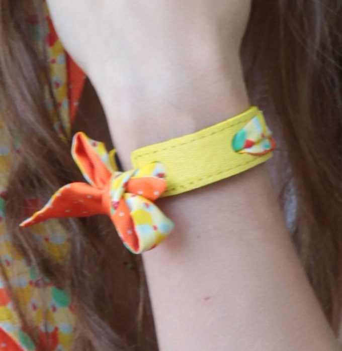 Bracelet Cuir et Lien en Twill de Soie imprimé Hexa/Mini Pois col 2 orange jaune