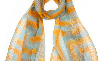 Echarpe en soie 43×140, mousseline de soie imprimée Le fil D’Ariane – Bleu Orange