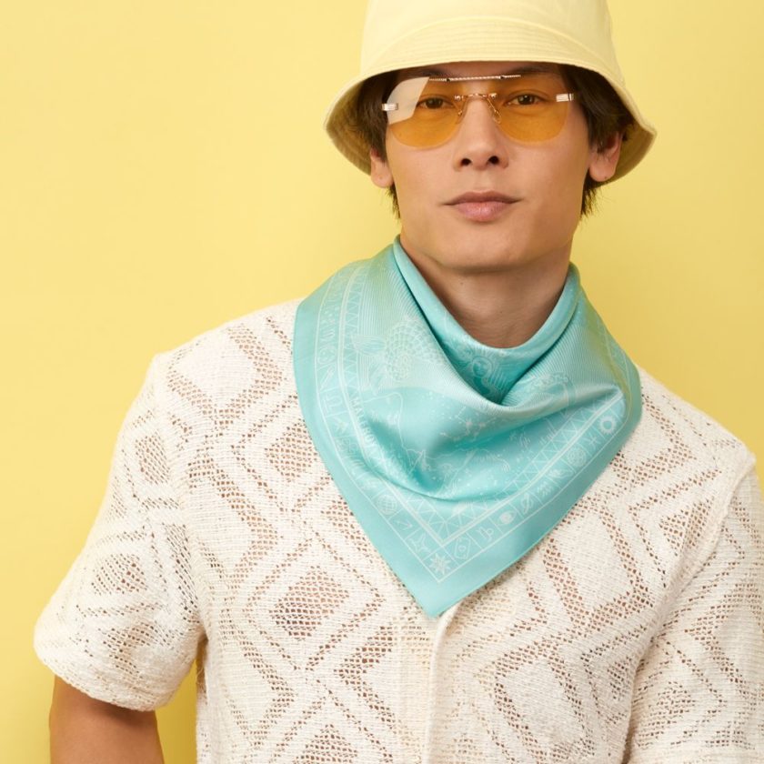 Carré en soie 67, Twill de soie imprimé Zodiaque Col 6 celadon