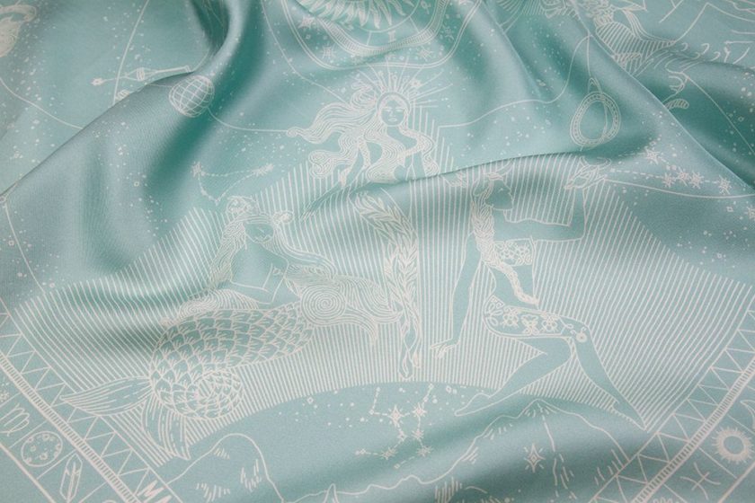 Carré en soie 67, Twill de soie imprimé Zodiaque Col 6 celadon