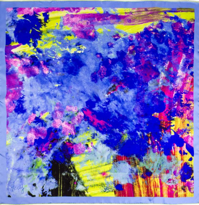 carré de soie, twill de soie imprimé Bouquet Floral de l'artiste Thuy col 2 Bleu