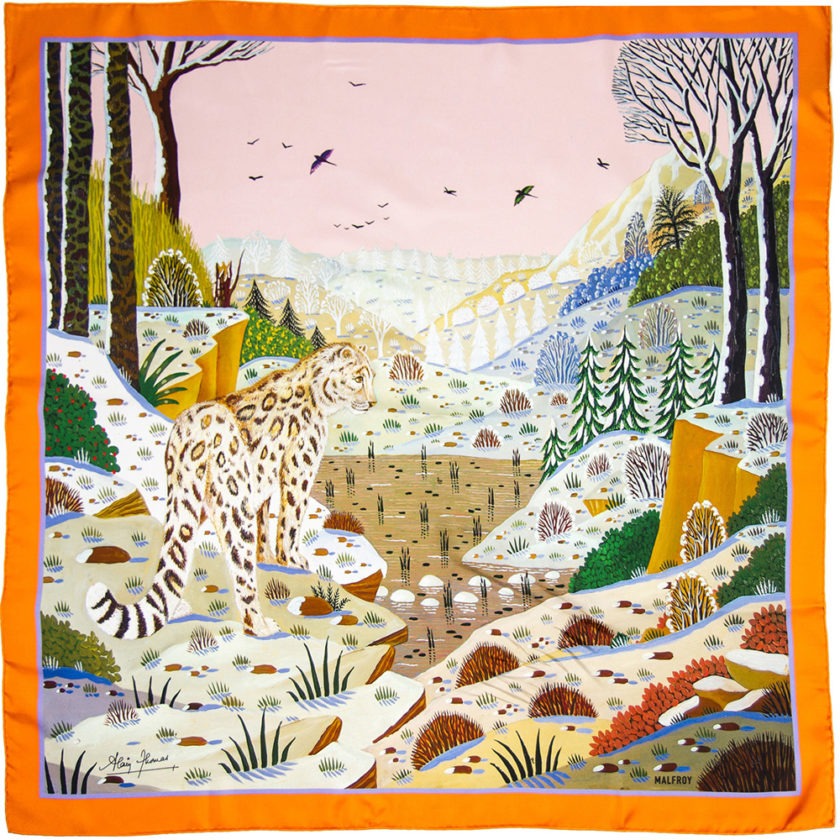 Carré de soie 90, twill de soie imprimé Panthère des neiges de l'artiste Alain Thomas col 1 Orange