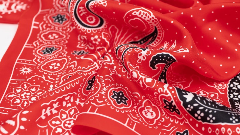 Carré de soie 67, twill de soie imprimé Bandana - Rouge