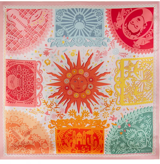 Carré de soie 67, twill de soie imprimé Papel Picado - Rose