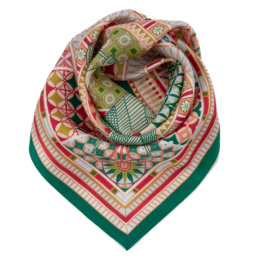 Carré de soie 67, twill de soie imprimé Cléopâtre - vert