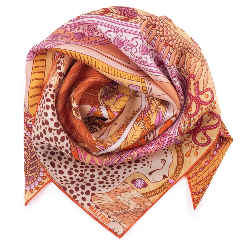 Carré de soie 90, twill de soie imprimé Joséphine Baker - orange